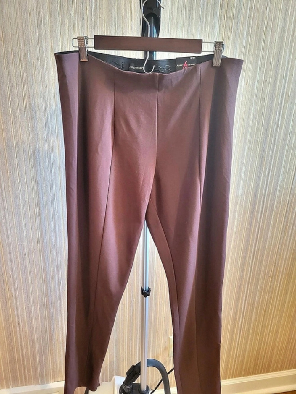Ashley Stewart Skinny Pant Chicory/ Coffee Brown Size 18/20 NWT
